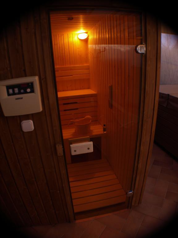 Bed and Breakfast Marben Panzio Hegykő Esterno foto
