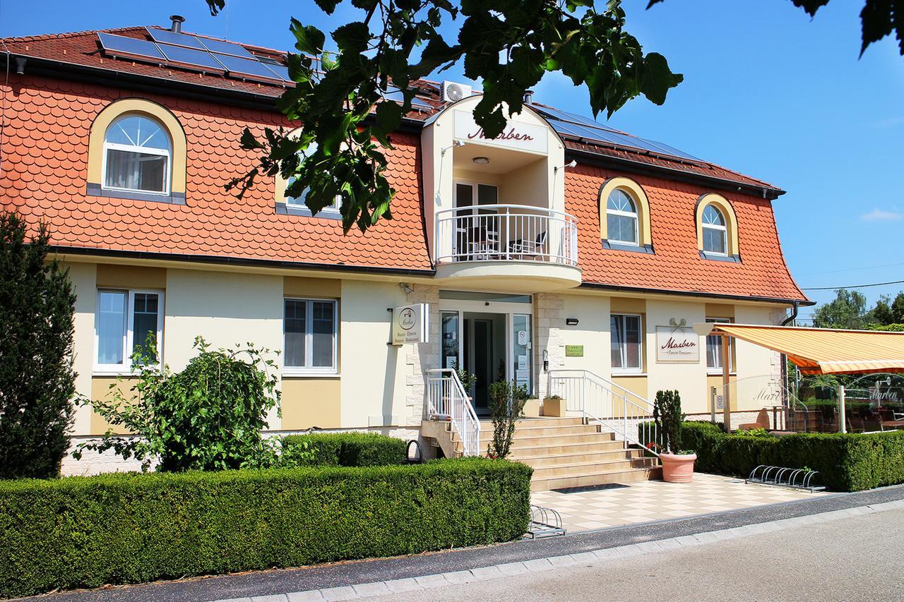 Bed and Breakfast Marben Panzio Hegykő Esterno foto